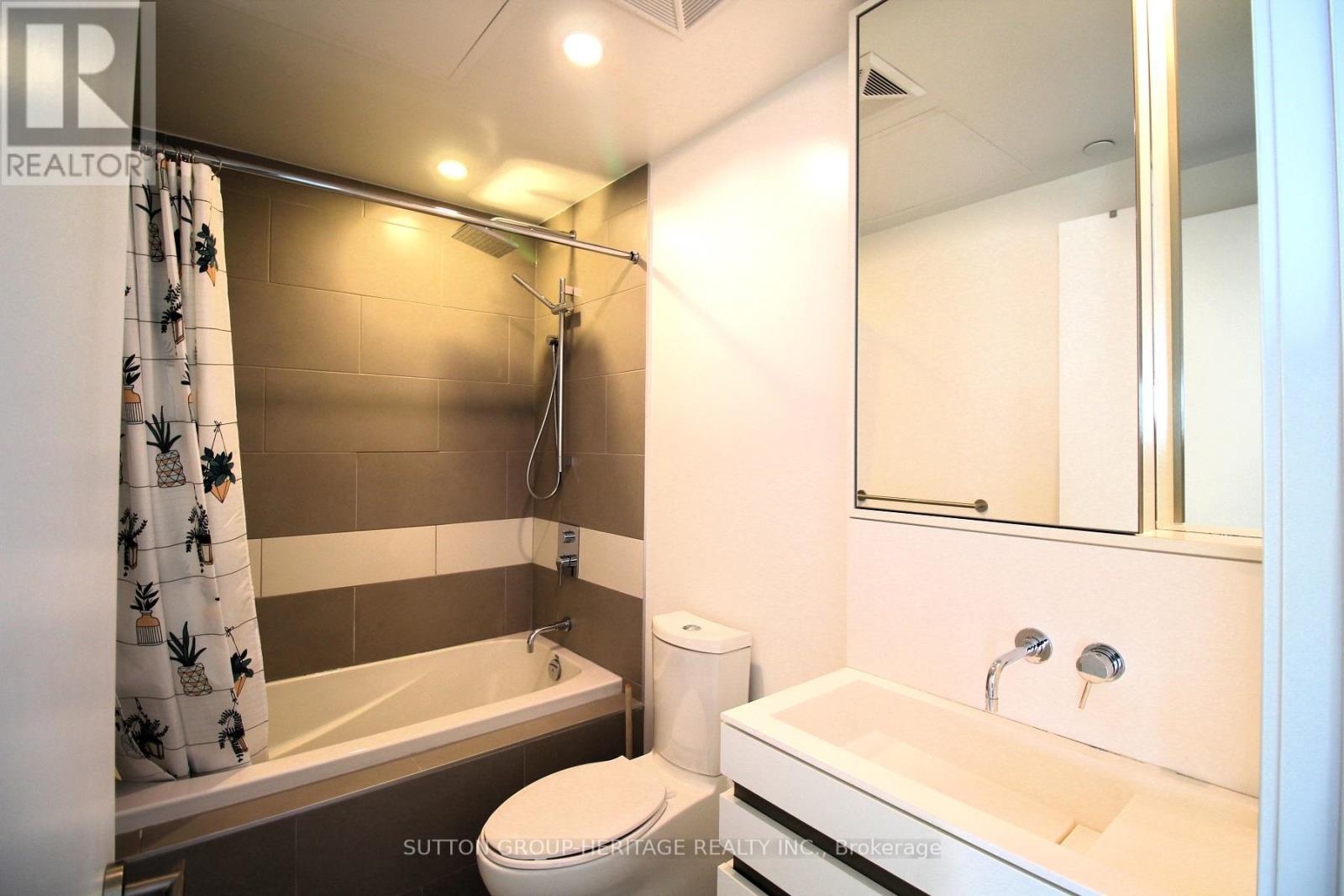 4714 - 197 Yonge Street, Toronto, Ontario  M5B 0C1 - Photo 17 - C13083136