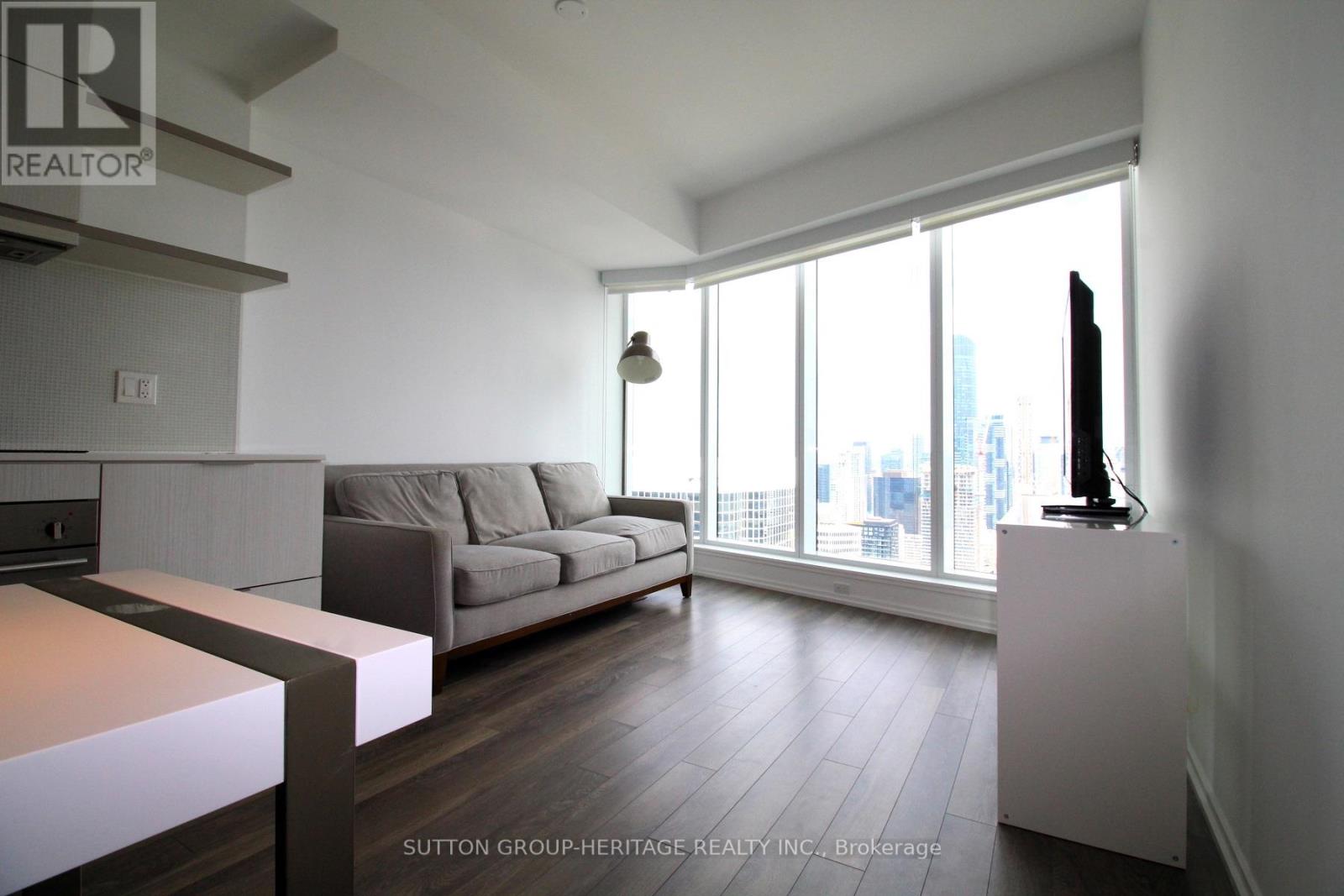 4714 - 197 Yonge Street, Toronto, Ontario  M5B 0C1 - Photo 4 - C13083136