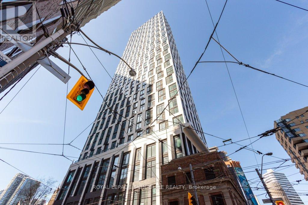 901 - 252 CHURCH STREET, Toronto, Ontario