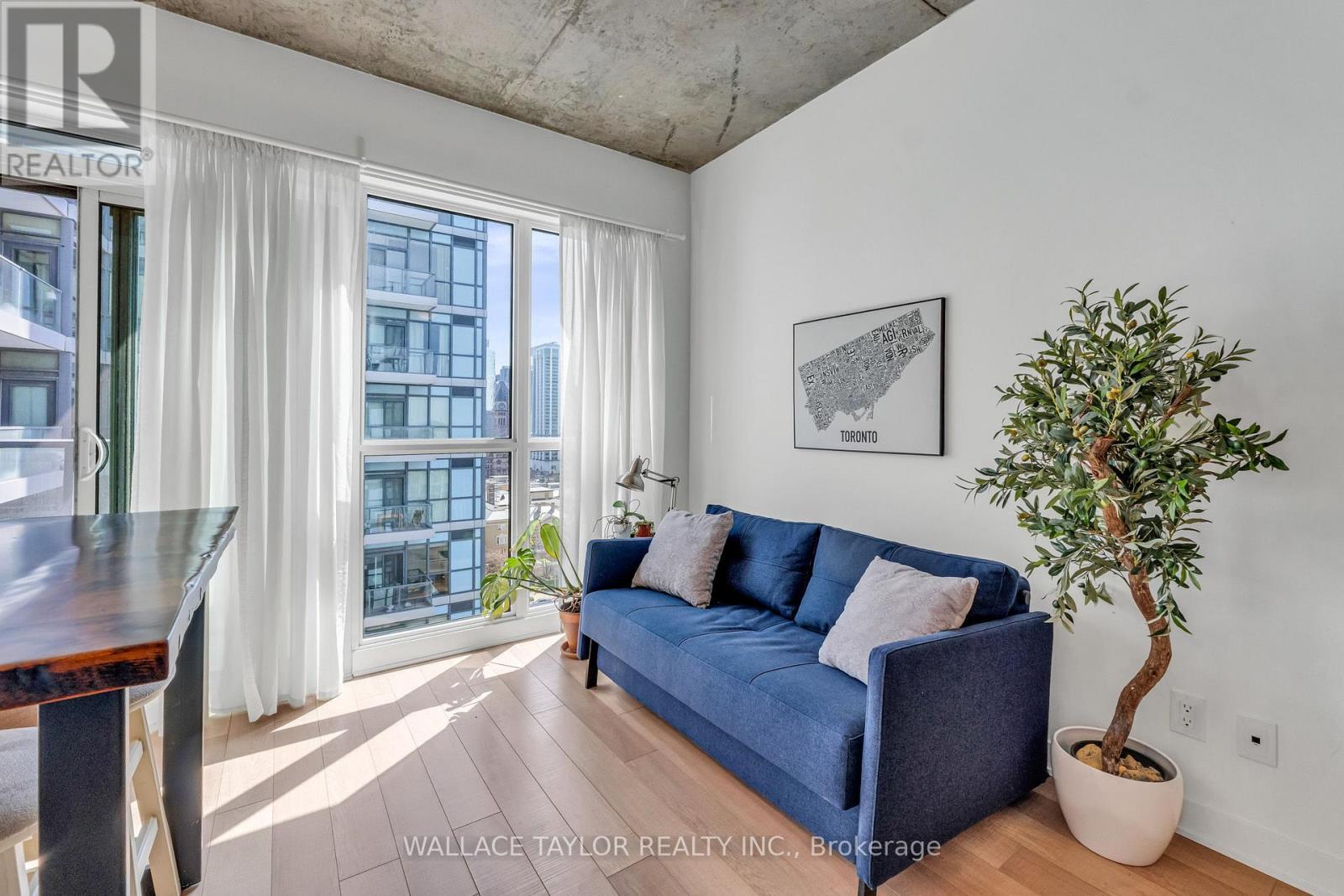 1702 - 210 Simcoe Street, Toronto, Ontario  M5T 0A9 - Photo 16 - C13083170