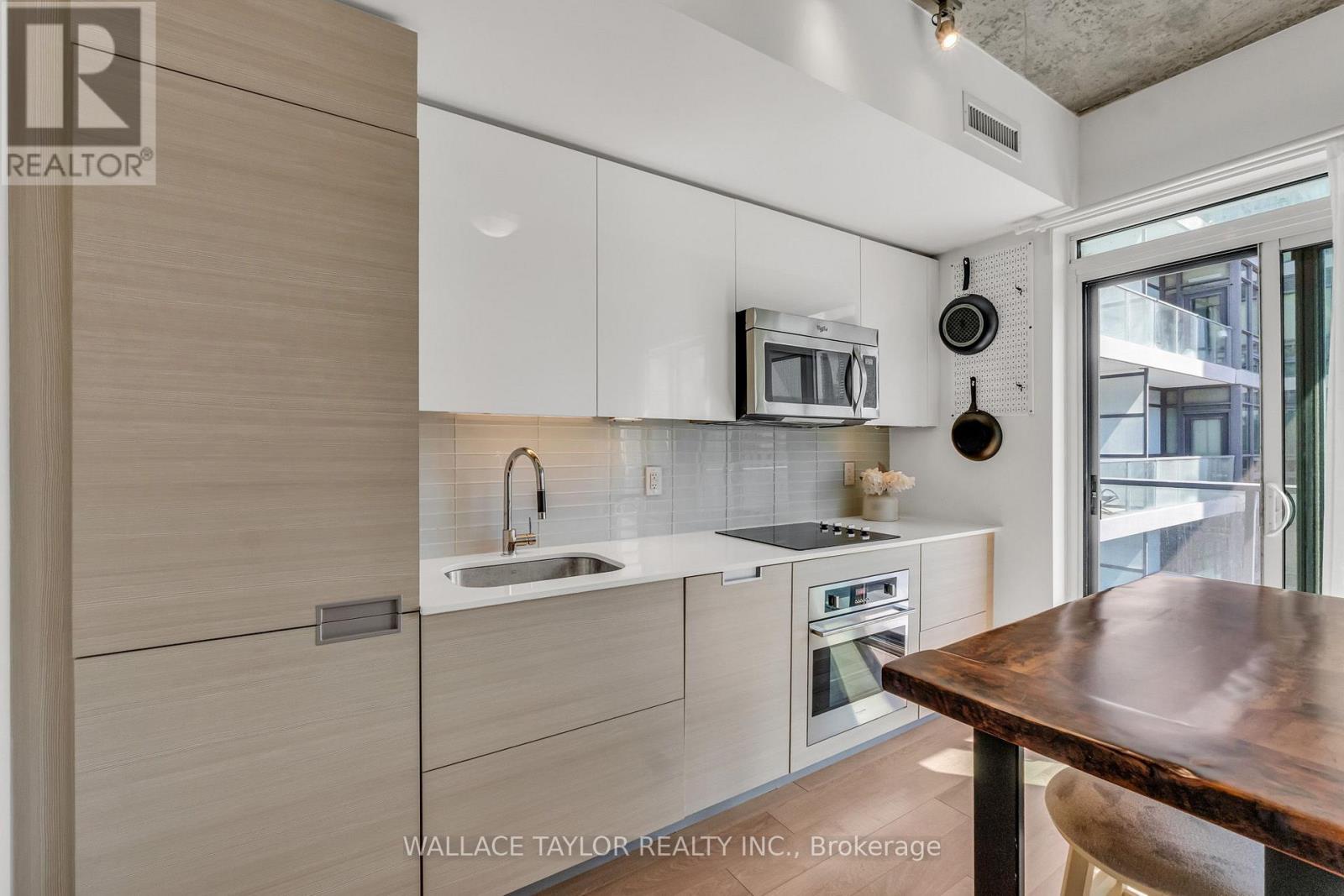 1702 - 210 Simcoe Street, Toronto, Ontario  M5T 0A9 - Photo 9 - C13083170