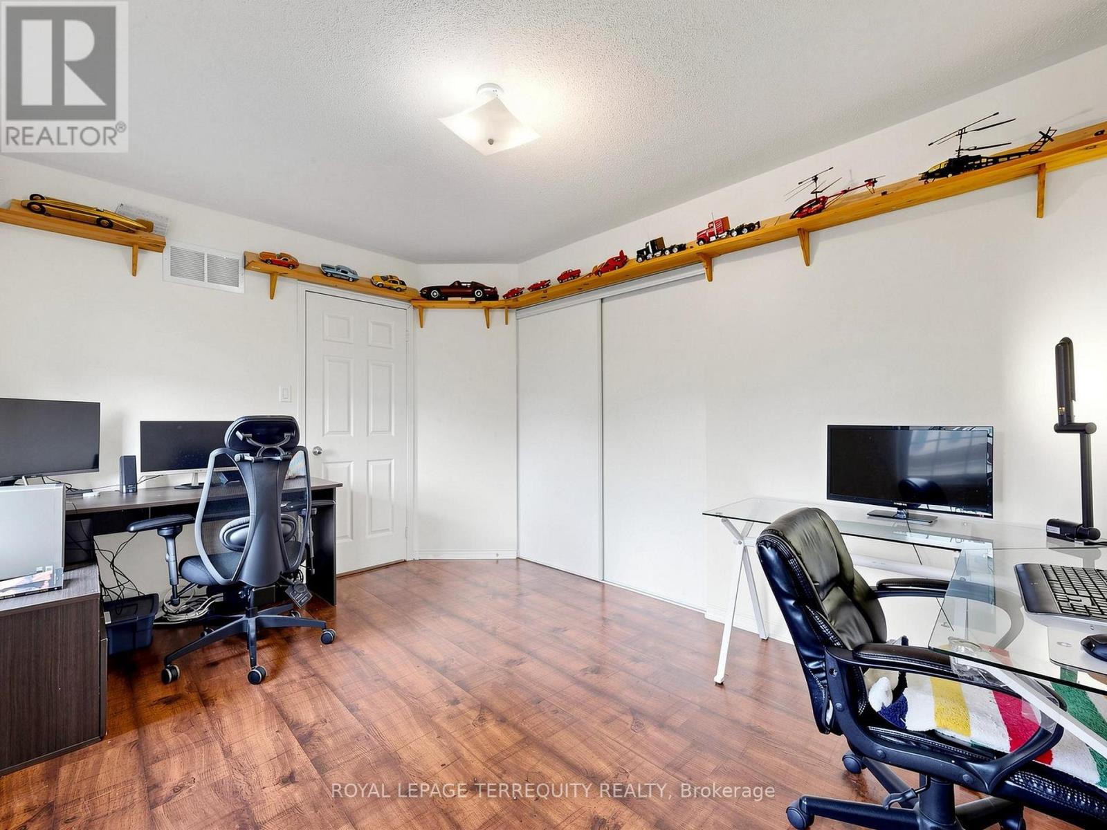 20 Davey Street, Ajax, Ontario  L1Z 1K8 - Photo 33 - E13083008