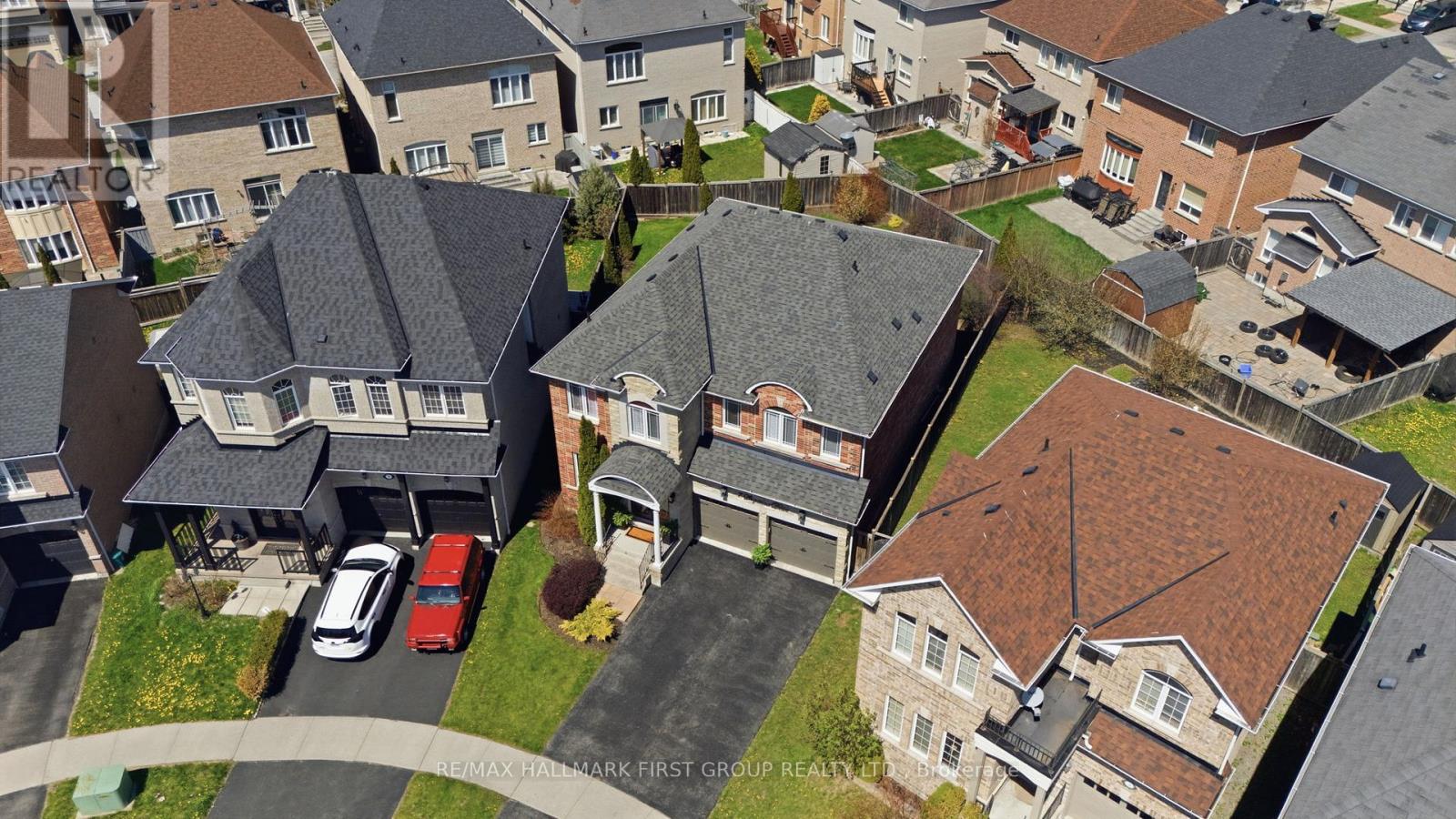 7 Shepstone Drive, Ajax, Ontario  L1Z 0A5 - Photo 2 - E13083074