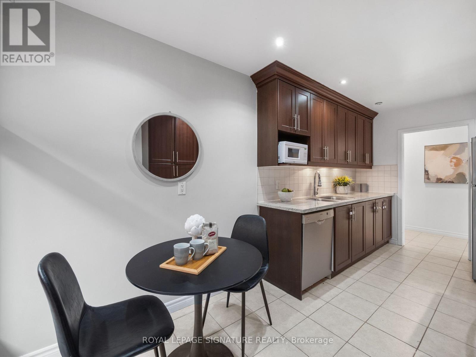 19 Shoreland Crescent, Toronto, Ontario  M1G 1M4 - Photo 11 - E13083174