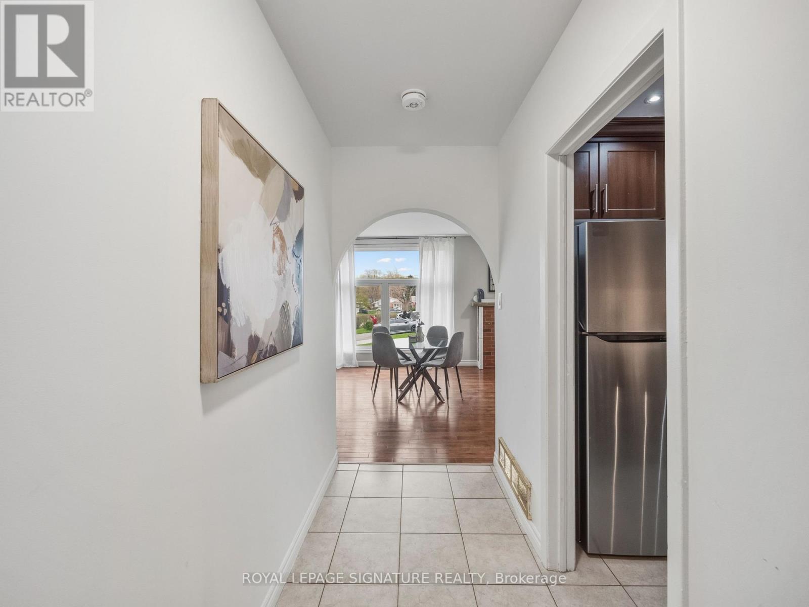 19 Shoreland Crescent, Toronto, Ontario  M1G 1M4 - Photo 6 - E13083174