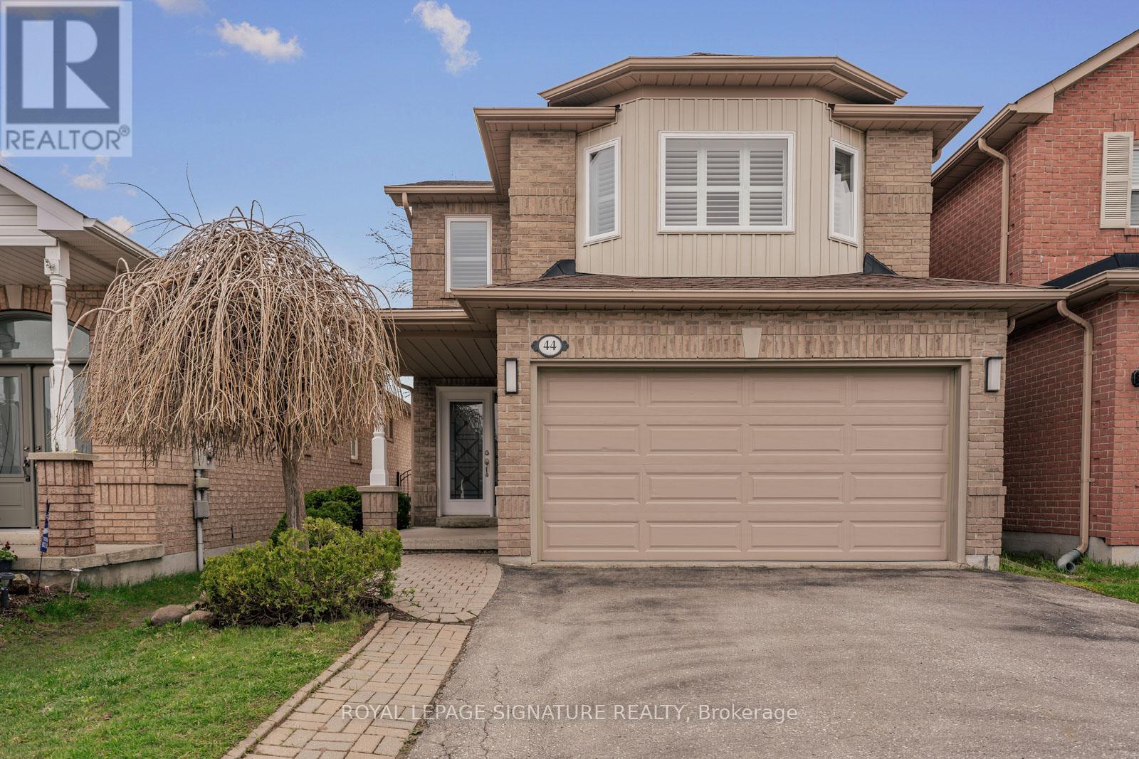 44 EASTFIELD CRESCENT, Clarington, Ontario