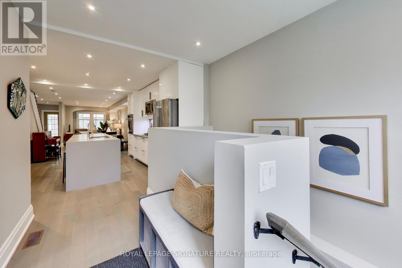 259 Torrens Avenue, Toronto, Ontario  M4J 2P6 - Photo 10 - E13083306