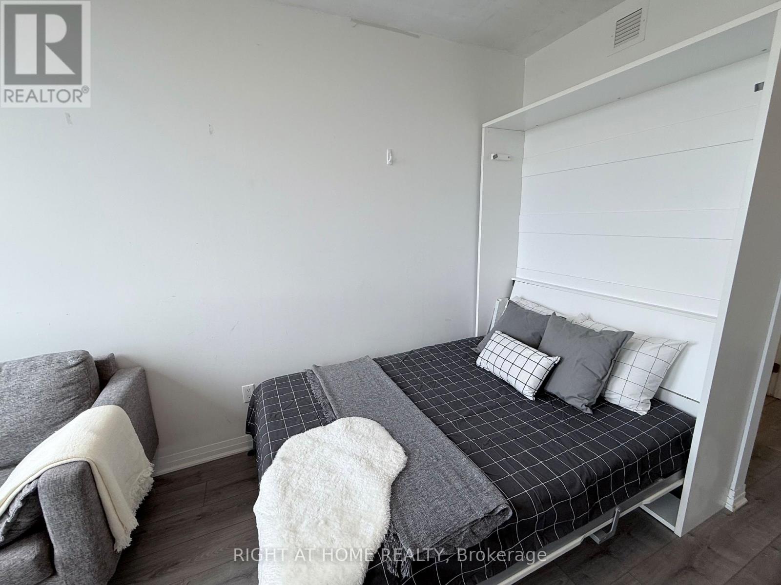 441 - 1900 Simcoe Street N, Oshawa, Ontario  L1G 0C1 - Photo 5 - E13083320