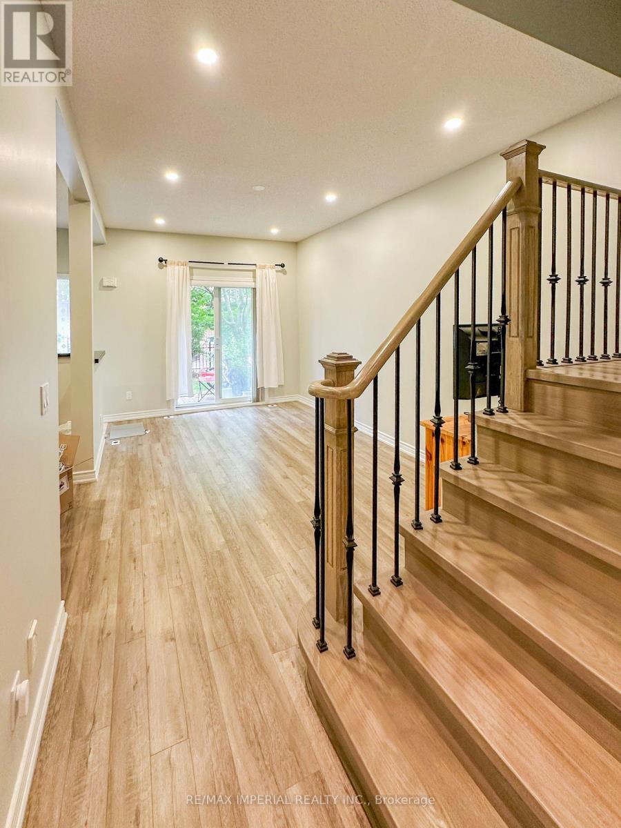 #3 - 16 Cox Boulevard, Markham, Ontario  L3R 4G4 - Photo 3 - N13083010
