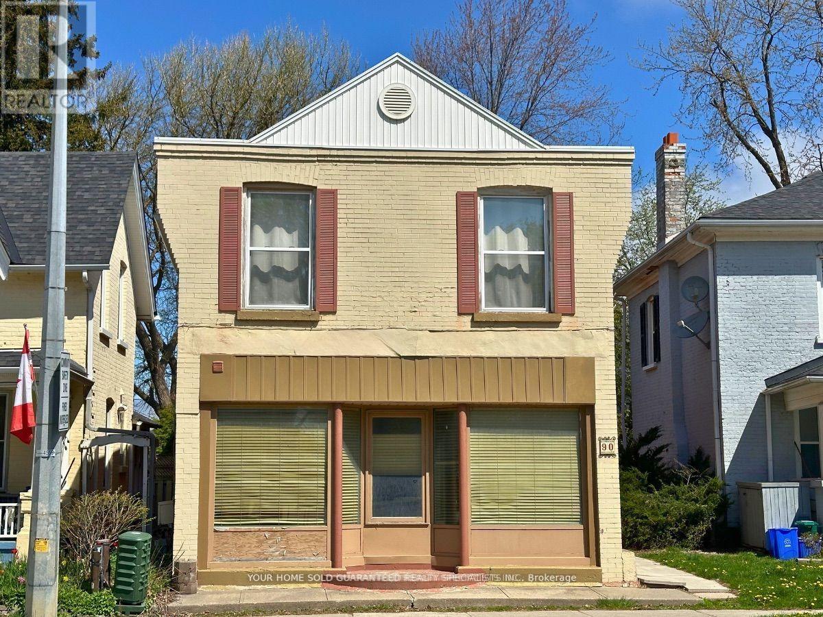 1 - 90 WELLINGTON STREET E, Aurora, Ontario