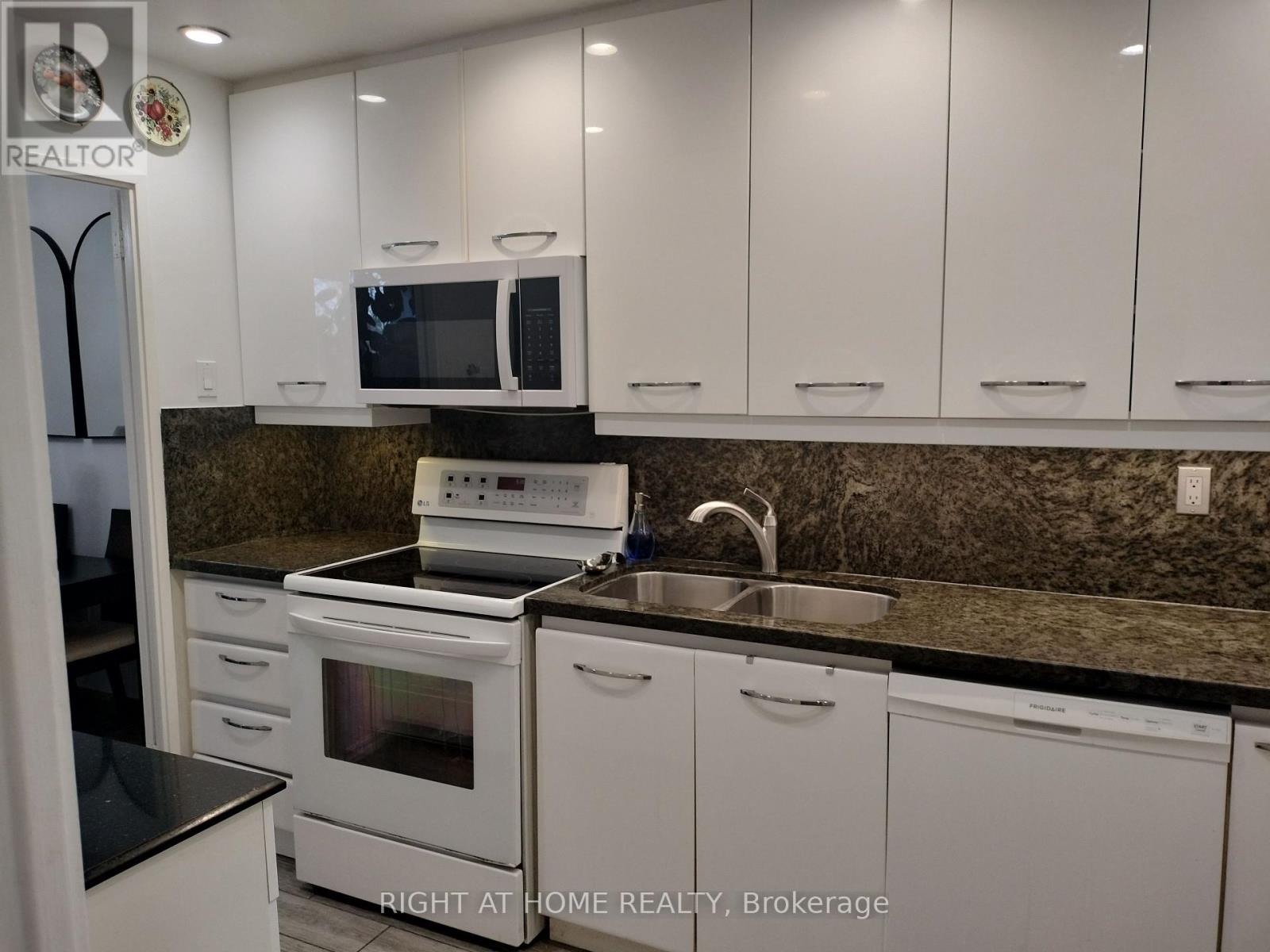 367 - 16b Elgin Street, Markham, Ontario  L3T 4T4 - Photo 5 - N13083346
