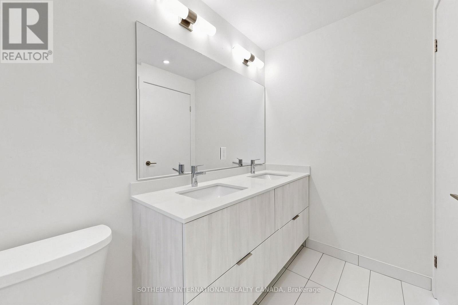 1229 - 2 David Eyer Road, Richmond Hill, Ontario  L4S 0N6 - Photo 12 - N13083390