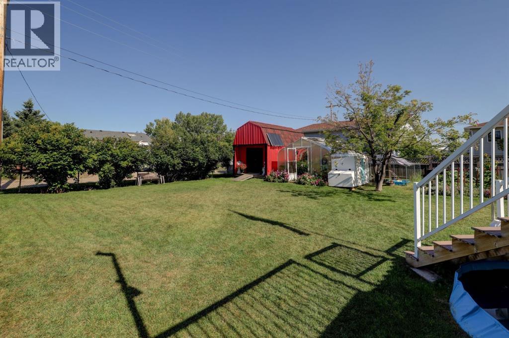 426 9 Street, Beiseker, Alberta  T0M 0G0 - Photo 39 - A2278164