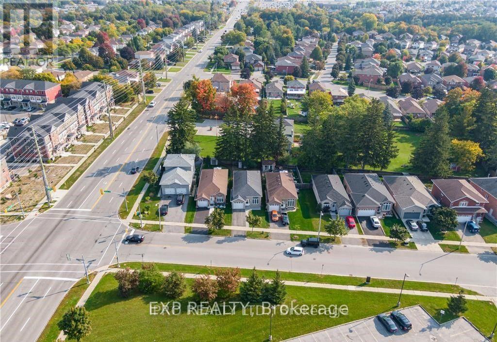 MAIN FLOOR - 19 LOON AVENUE, Barrie, Ontario