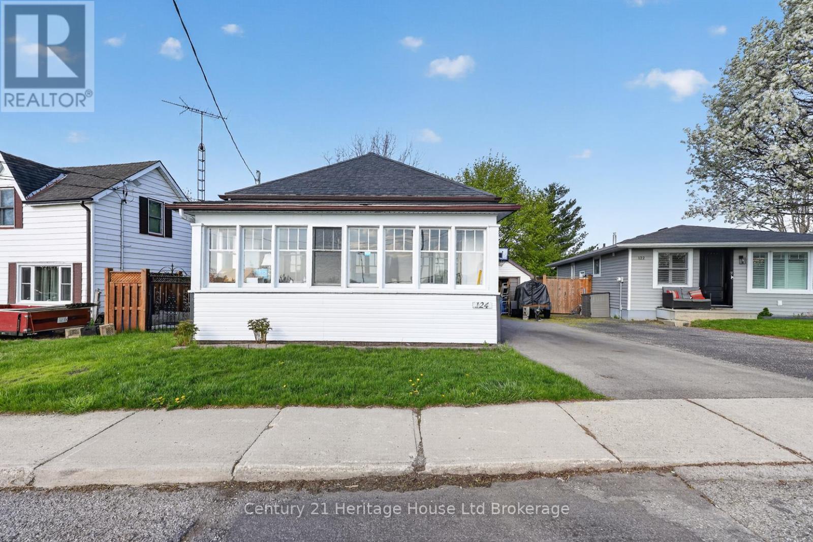 124 East Park Drive, Woodstock, Ontario  N4S 3N2 - Photo 4 - X13011806