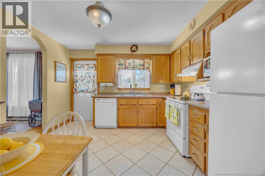 28 Macnaughton Drive, Saint John, New Brunswick  E2J 4K6 - Photo 12 - NB138683