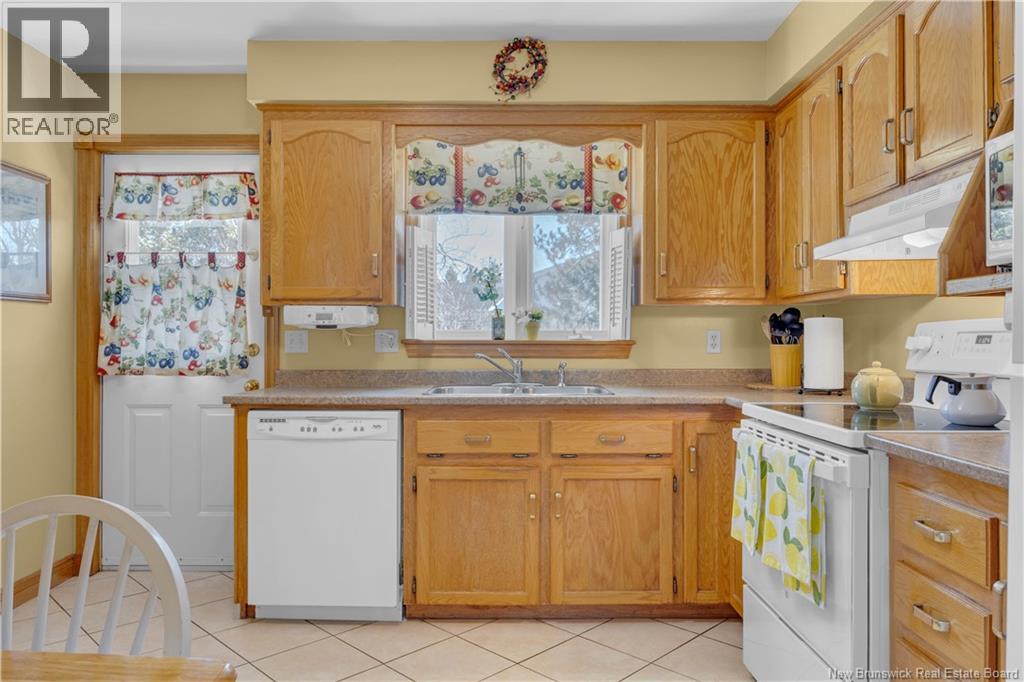 28 Macnaughton Drive, Saint John, New Brunswick  E2J 4K6 - Photo 14 - NB138683