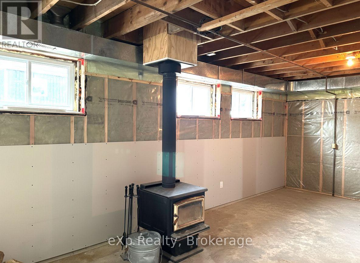 144 Cargill Road, Brockton, Ontario  N0G 1J0 - Photo 30 - X12869954