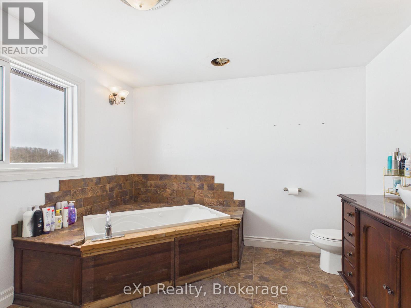 144 Cargill Road, Brockton, Ontario  N0G 1J0 - Photo 26 - X12869954