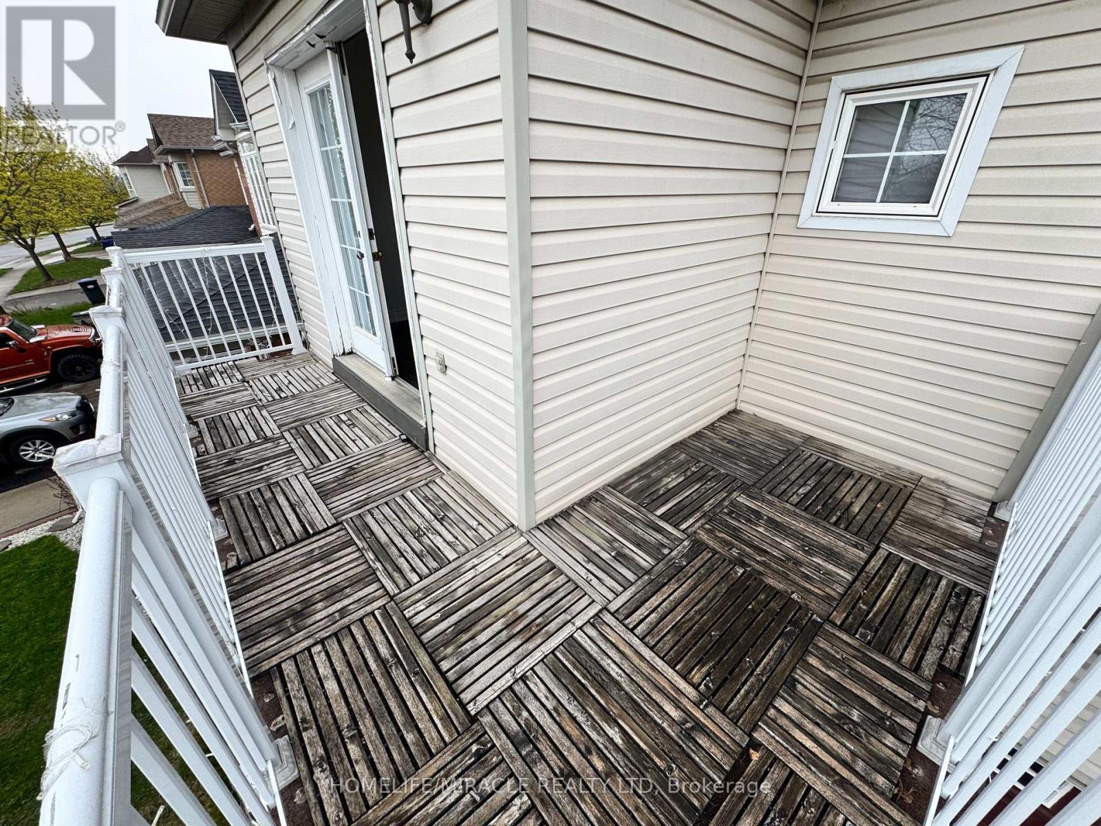 Upper - 28 Nautical Drive, Brampton, Ontario  L6R 2H1 - Photo 19 - W13082956