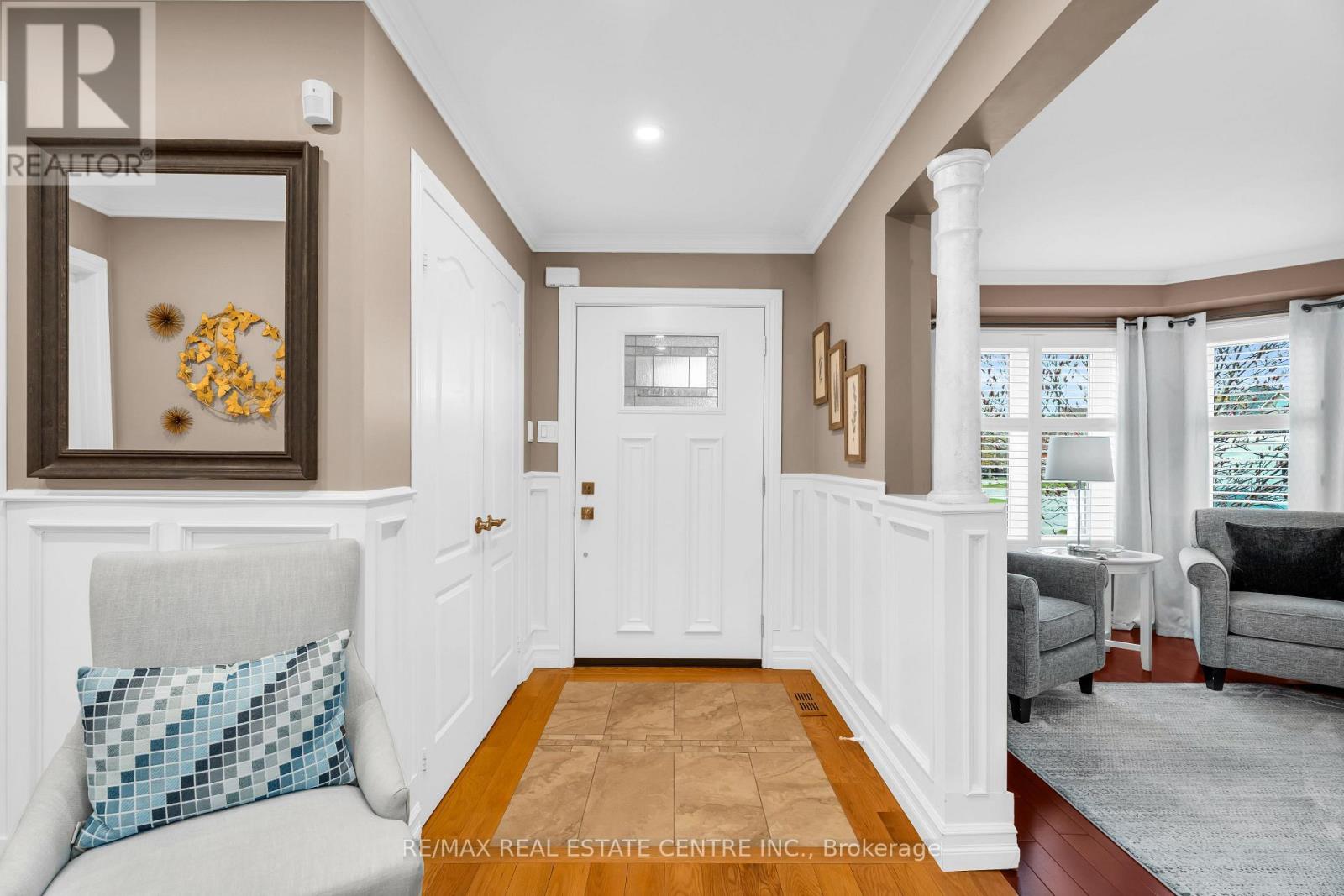 48 Chester Crescent, Halton Hills, Ontario  L7G 5W5 - Photo 6 - W13082992