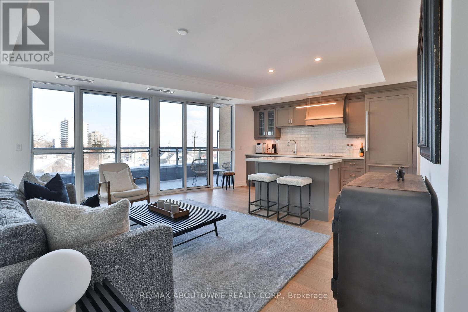 304 - 2060 Lakeshore Road, Burlington, Ontario  L7R 0G2 - Photo 10 - W13083024