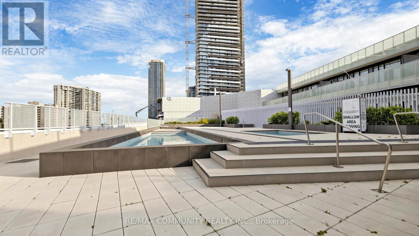 604 - 3900 Confederation Parkway, Mississauga, Ontario  L5B 0M3 - Photo 4 - W13083060