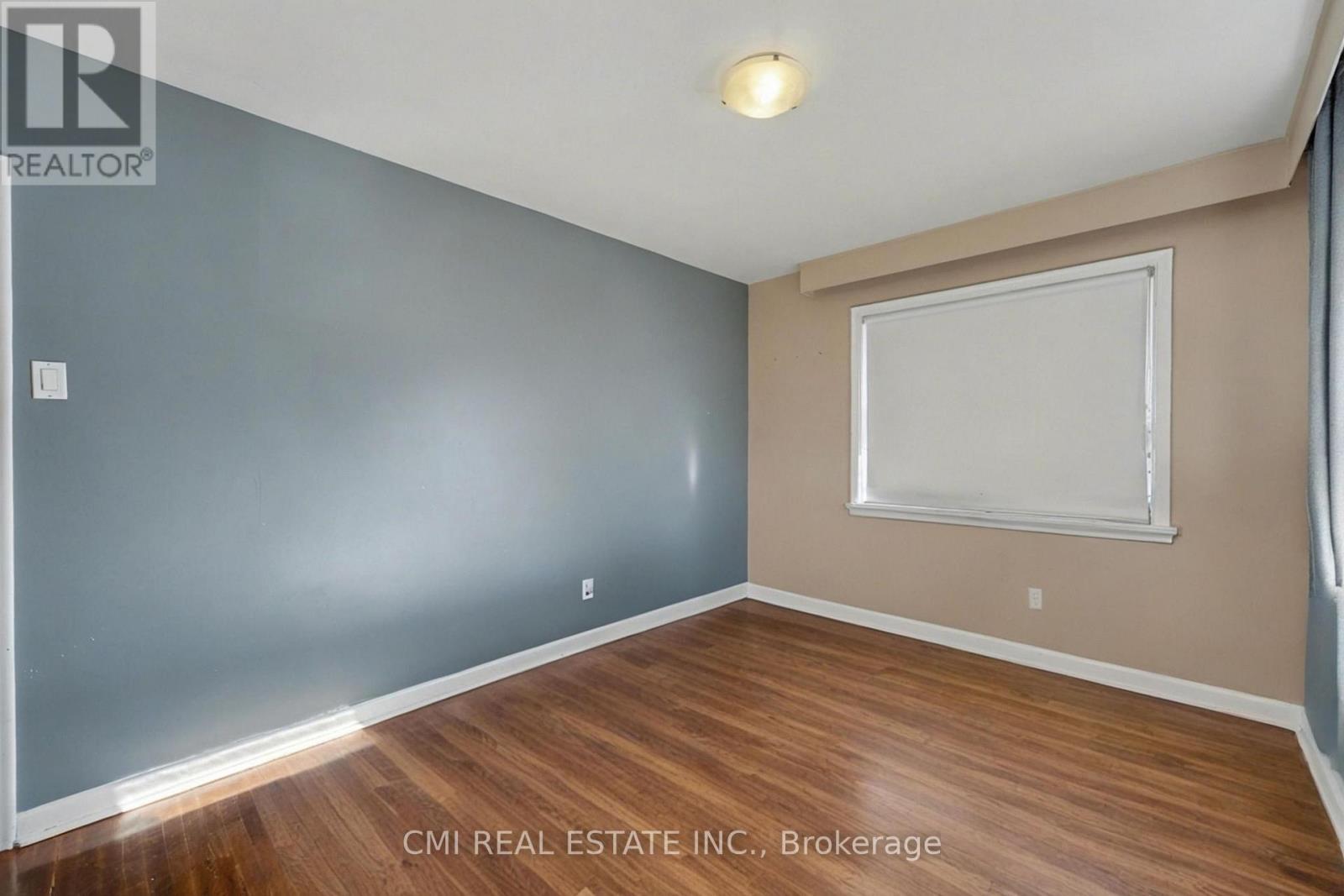 2610 Islington Avenue, Toronto, Ontario  M9V 2X3 - Photo 20 - W13083076