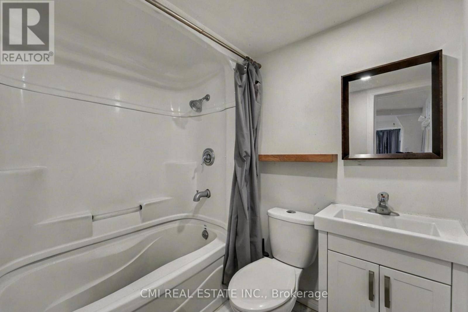 2610 Islington Avenue, Toronto, Ontario  M9V 2X3 - Photo 29 - W13083076
