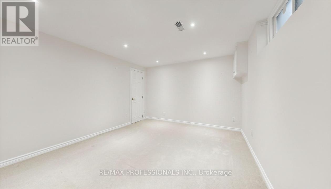 117 Mercury Road, Toronto, Ontario  M9W 3H7 - Photo 21 - W13083130