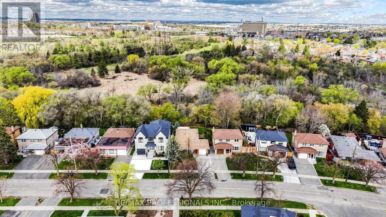 117 Mercury Road, Toronto, Ontario  M9W 3H7 - Photo 31 - W13083130