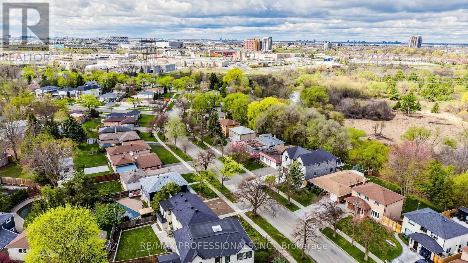 117 Mercury Road, Toronto, Ontario  M9W 3H7 - Photo 33 - W13083130