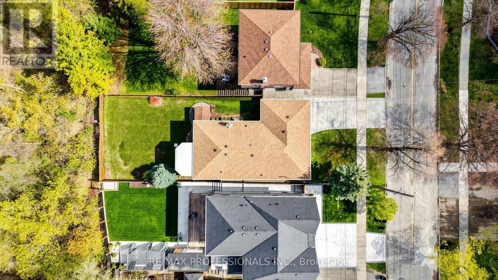 117 Mercury Road, Toronto, Ontario  M9W 3H7 - Photo 35 - W13083130