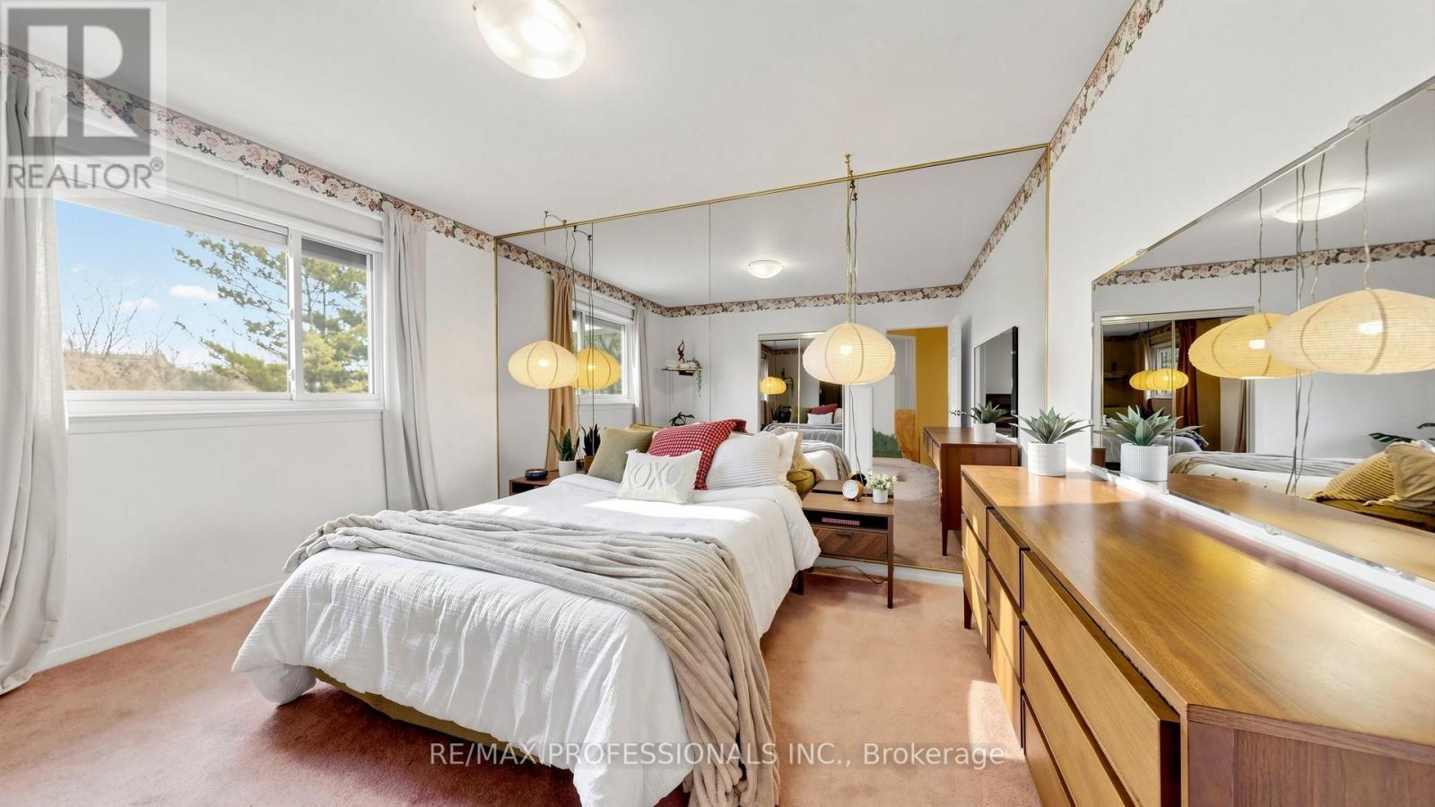 117 Mercury Road, Toronto, Ontario  M9W 3H7 - Photo 9 - W13083130