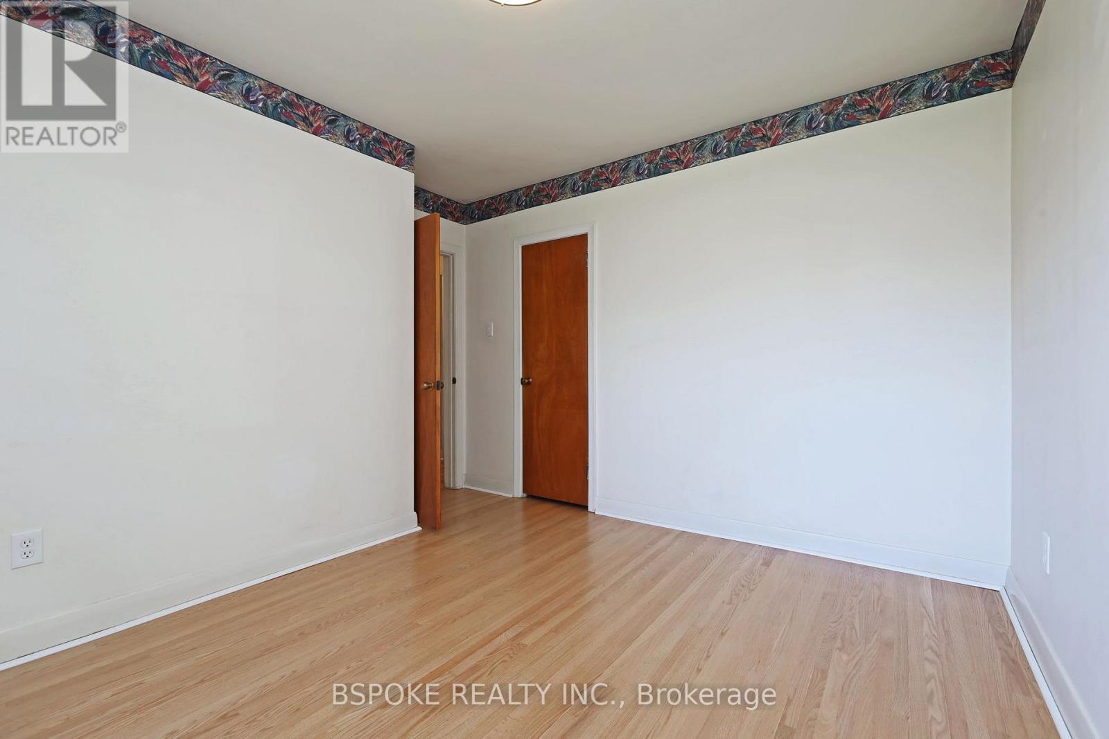 19 Nordin Avenue, Toronto, Ontario  M8Z 2A9 - Photo 18 - W13083256