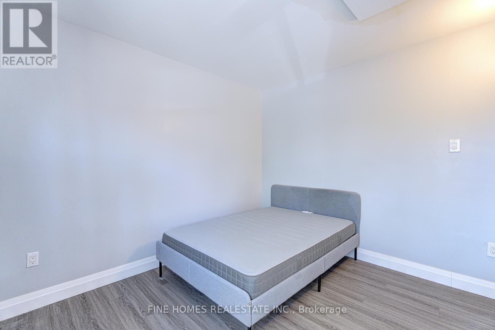 1762 Keele Street, Toronto, Ontario  M6M 3X1 - Photo 11 - W13083258