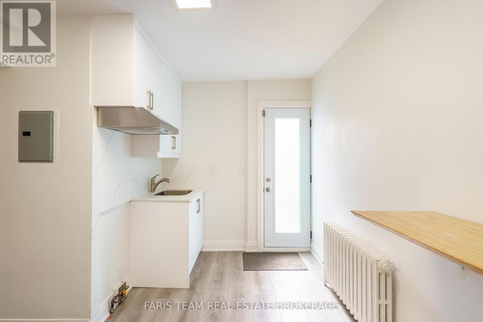 267 Lakeshore Road E, Mississauga, Ontario  L5G 1G8 - Photo 23 - W13083328