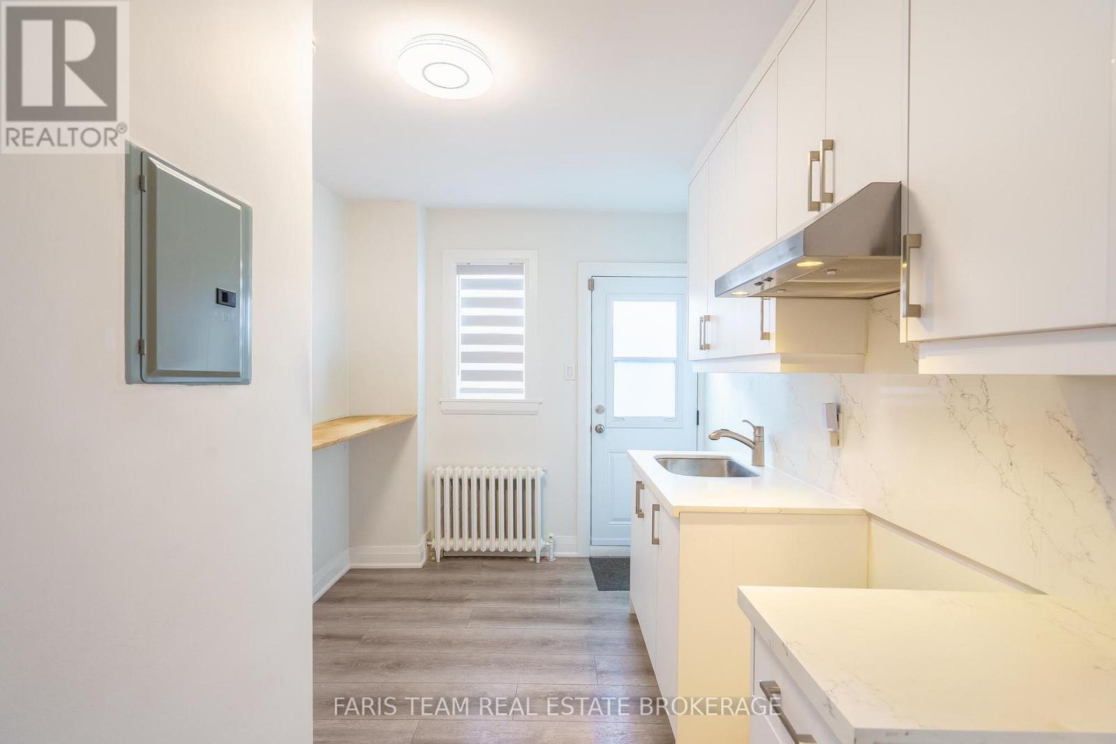 267 Lakeshore Road E, Mississauga, Ontario  L5G 1G8 - Photo 34 - W13083328