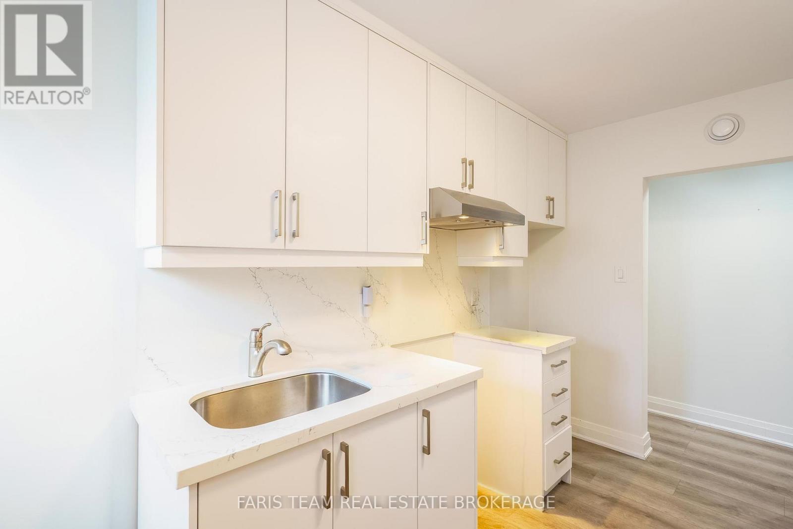 267 Lakeshore Road E, Mississauga, Ontario  L5G 1G8 - Photo 35 - W13083328