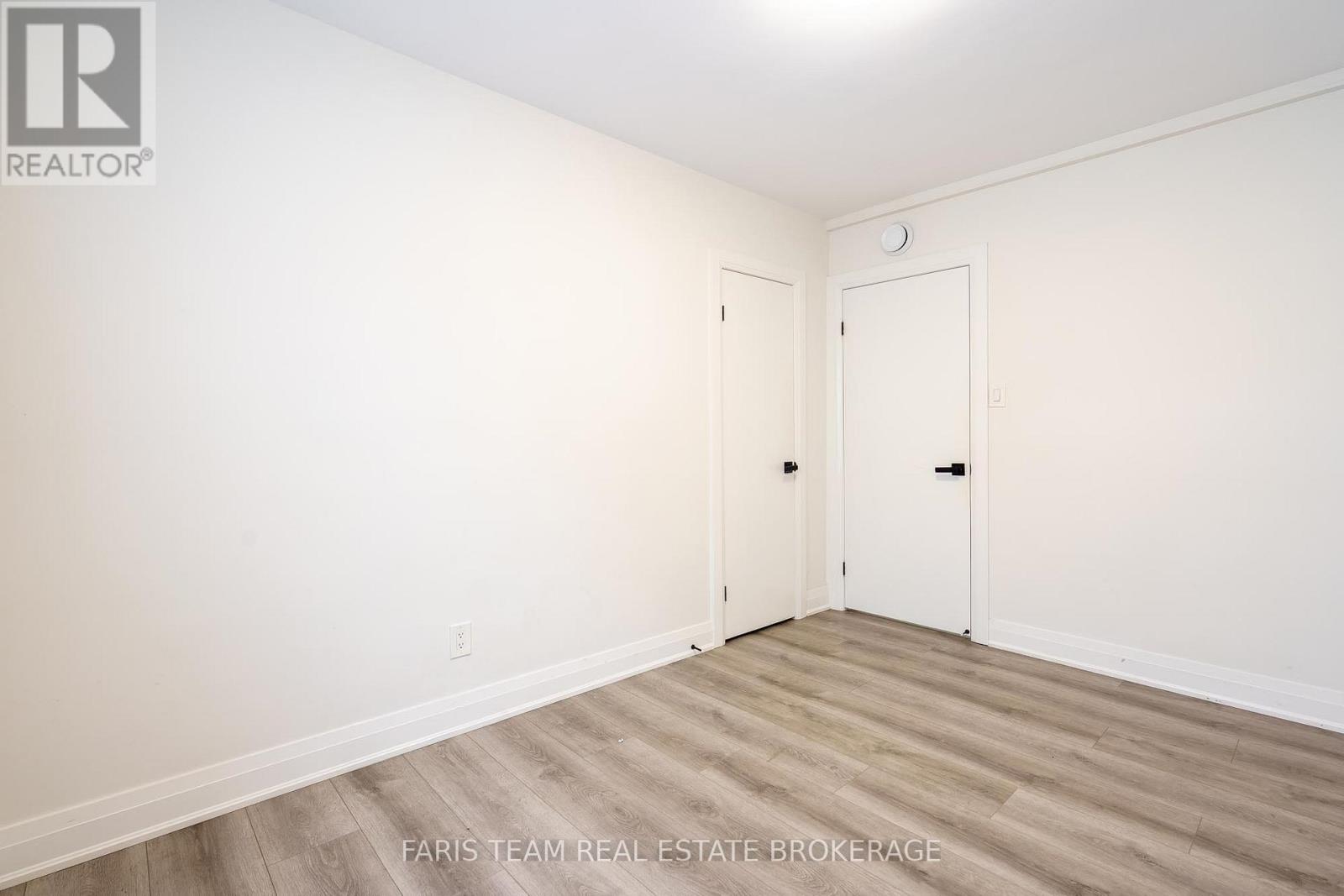 267 Lakeshore Road E, Mississauga, Ontario  L5G 1G8 - Photo 41 - W13083328