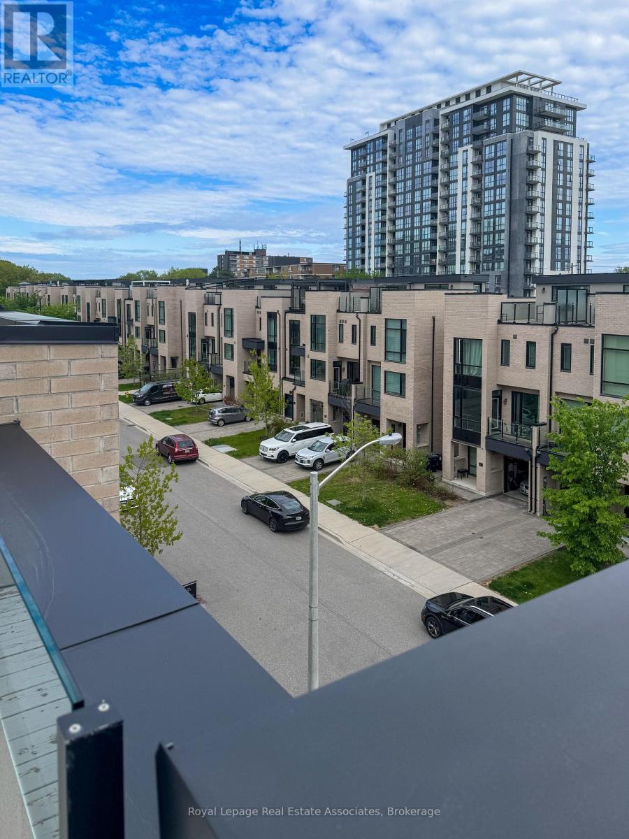 72 Pony Farm Drive, Toronto, Ontario  M9R 0B3 - Photo 11 - W13083386