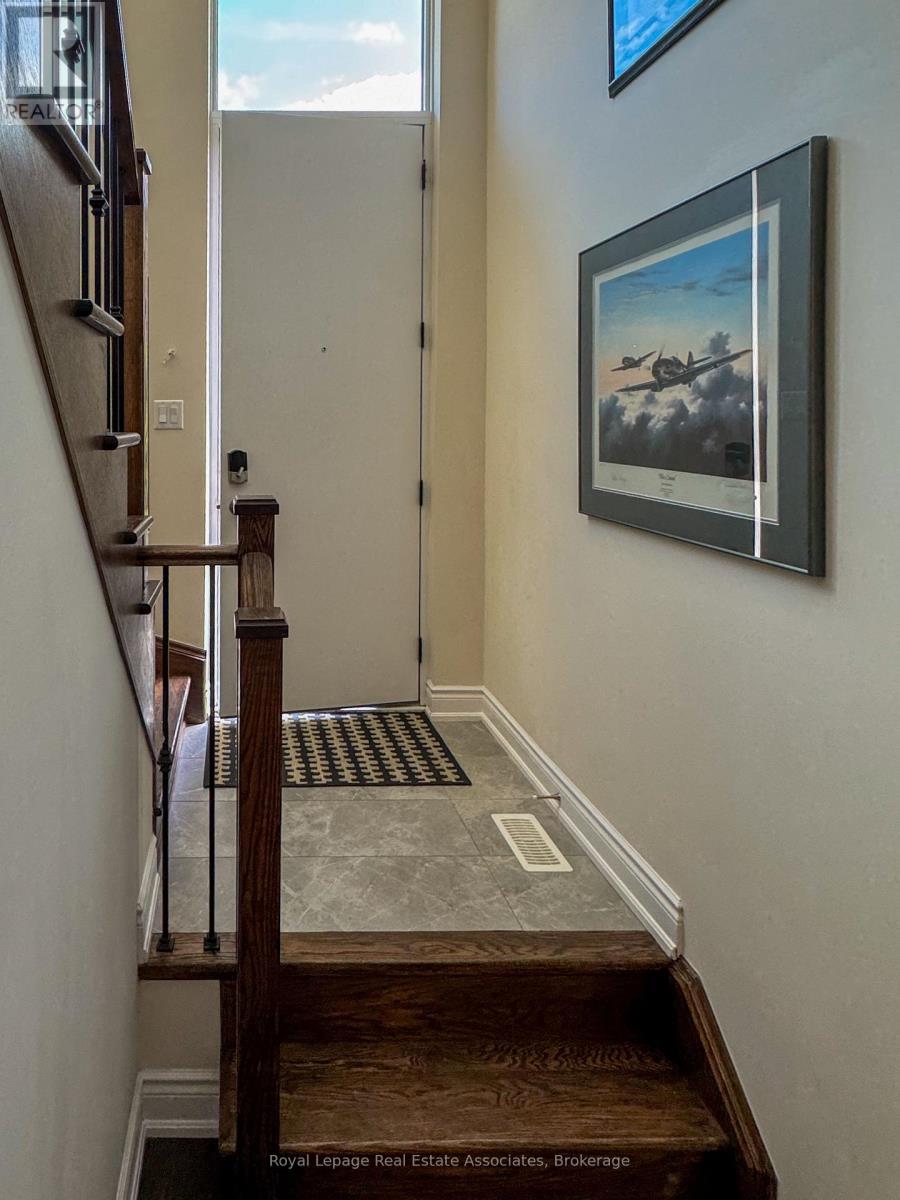 72 Pony Farm Drive, Toronto, Ontario  M9R 0B3 - Photo 2 - W13083386