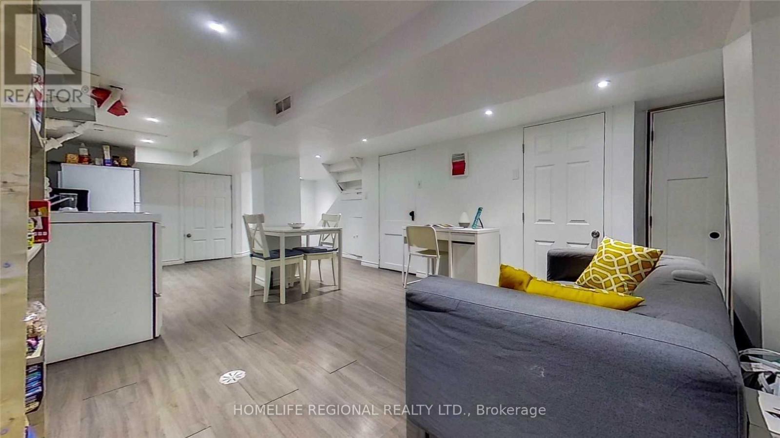 22 Criscoe Street, Toronto, Ontario  M6N 3Y9 - Photo 25 - W13083404