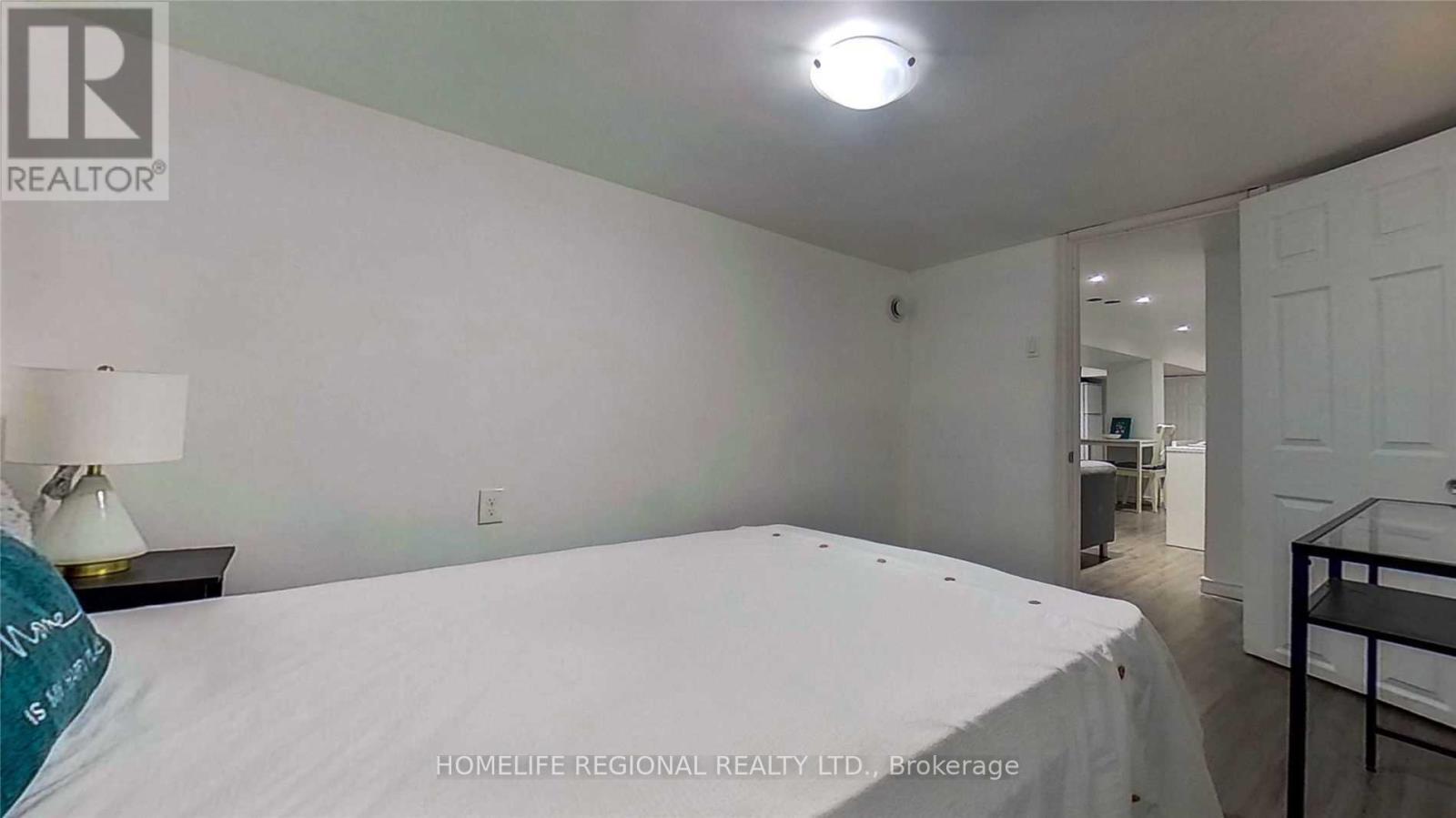 22 Criscoe Street, Toronto, Ontario  M6N 3Y9 - Photo 30 - W13083404