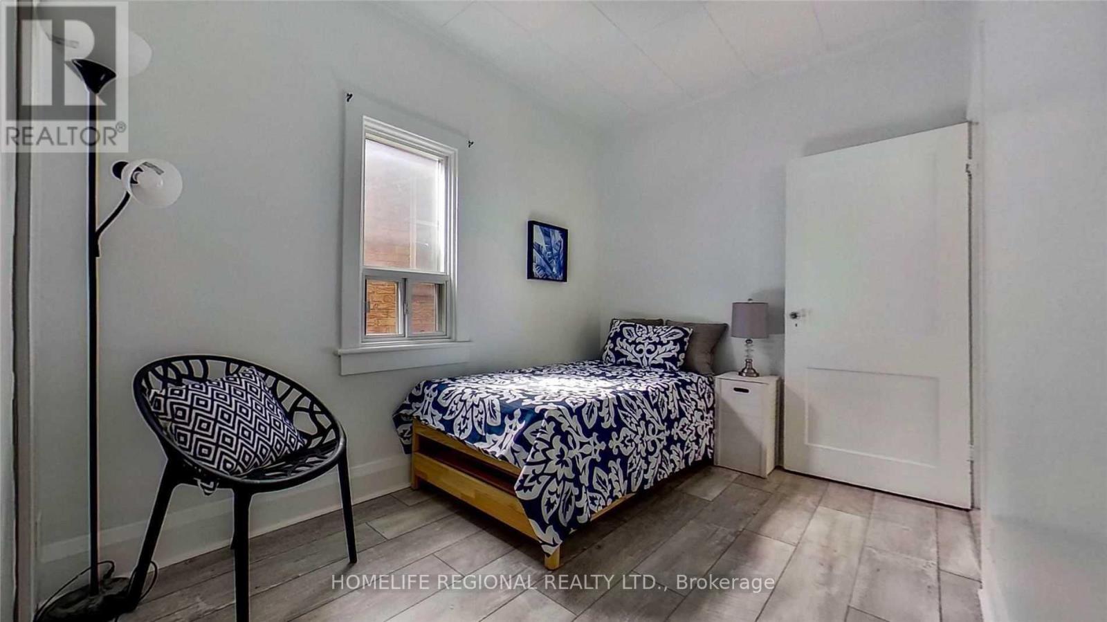 22 Criscoe Street, Toronto, Ontario  M6N 3Y9 - Photo 6 - W13083404