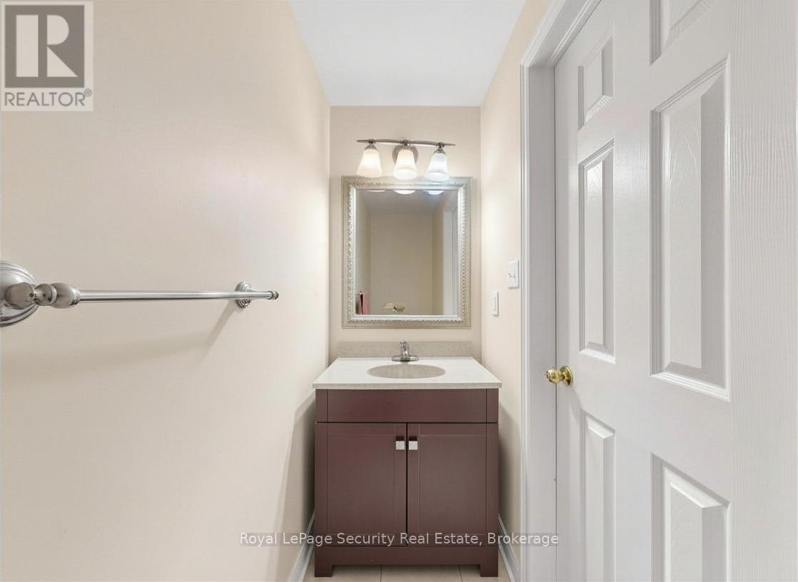 21 Fallstar Crescent, Brampton, Ontario  L7A 2J5 - Photo 20 - W13083408