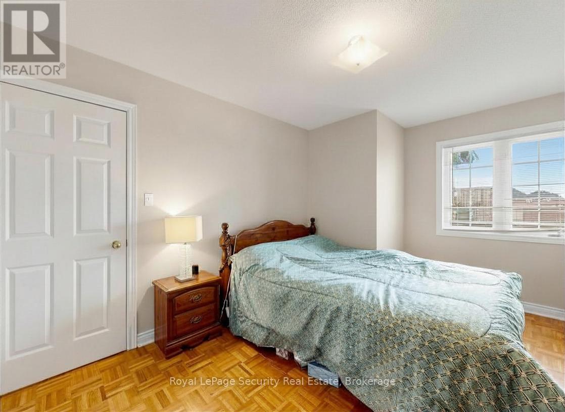 21 Fallstar Crescent, Brampton, Ontario  L7A 2J5 - Photo 27 - W13083408