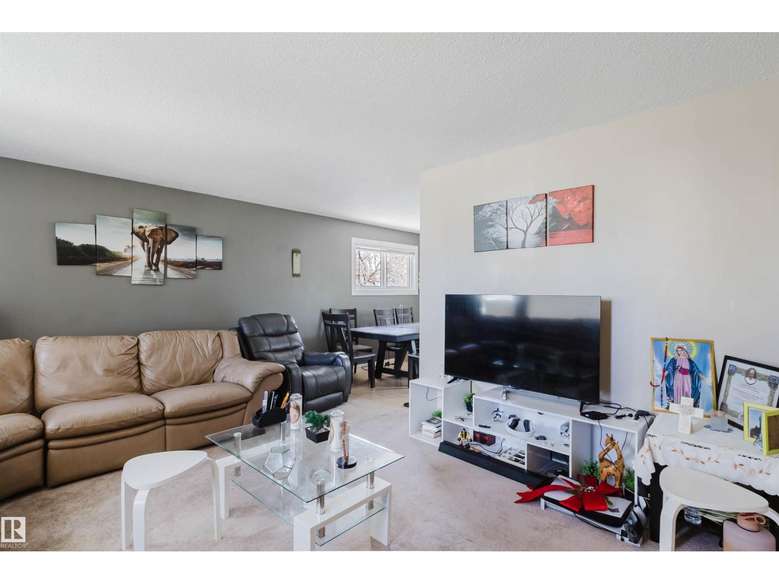 10519 36a Av NW, Edmonton, Alberta  T6J 2H7 - Photo 5 - E4485432