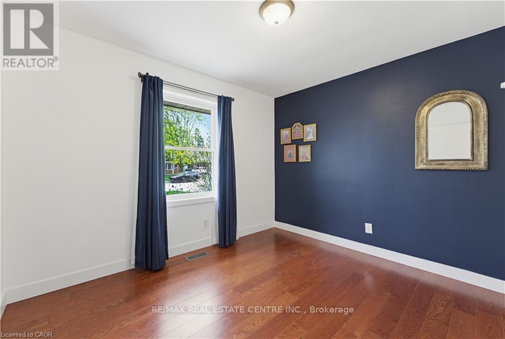 147 Churchill Drive, Cambridge, Ontario  N1S 1S3 - Photo 14 - X13083220