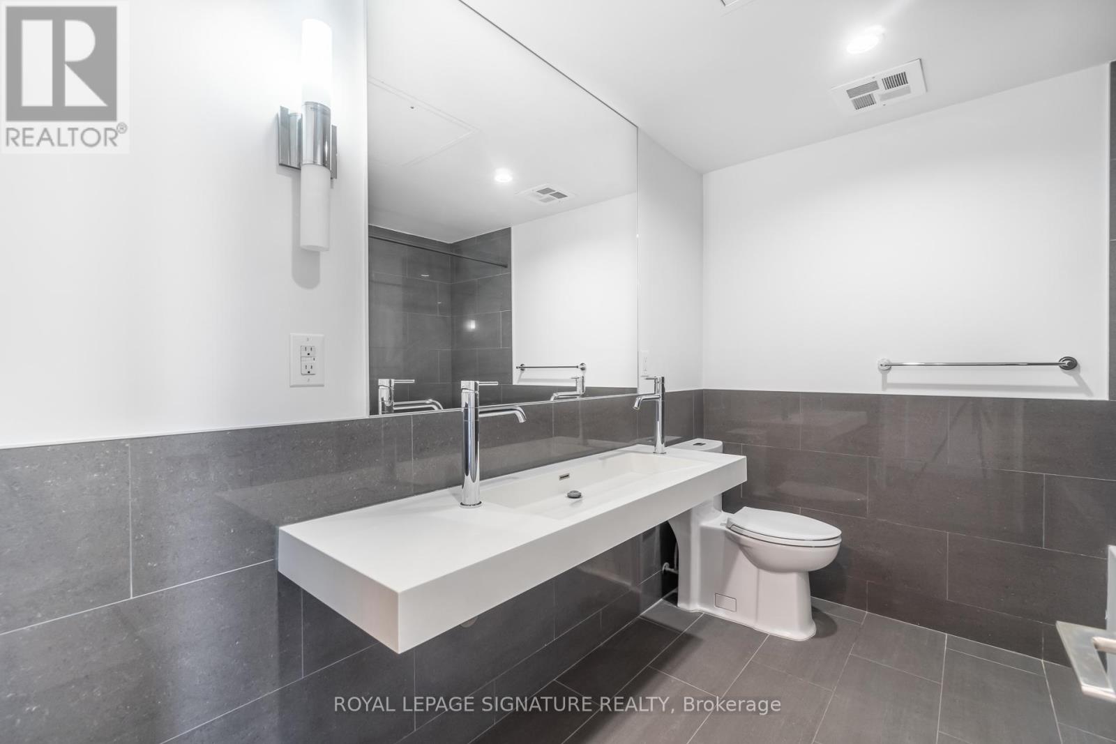 2801 - 70 Distillery Lane, Toronto, Ontario  M5A 0E3 - Photo 14 - C13023998
